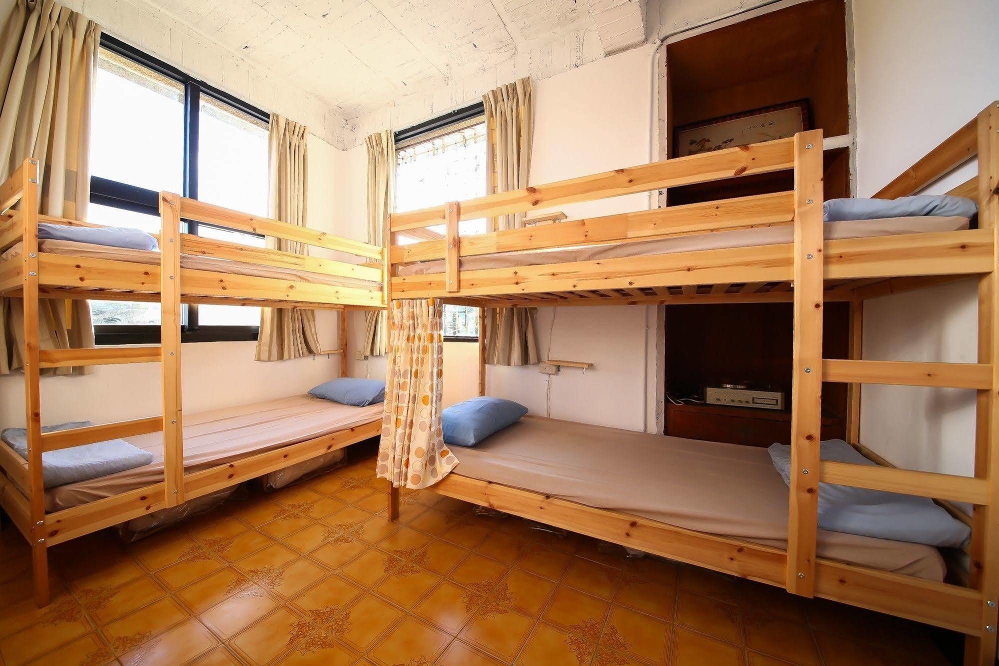 Meng Zi Bu _Dream Corner Hostel Tainan Buitenkant foto