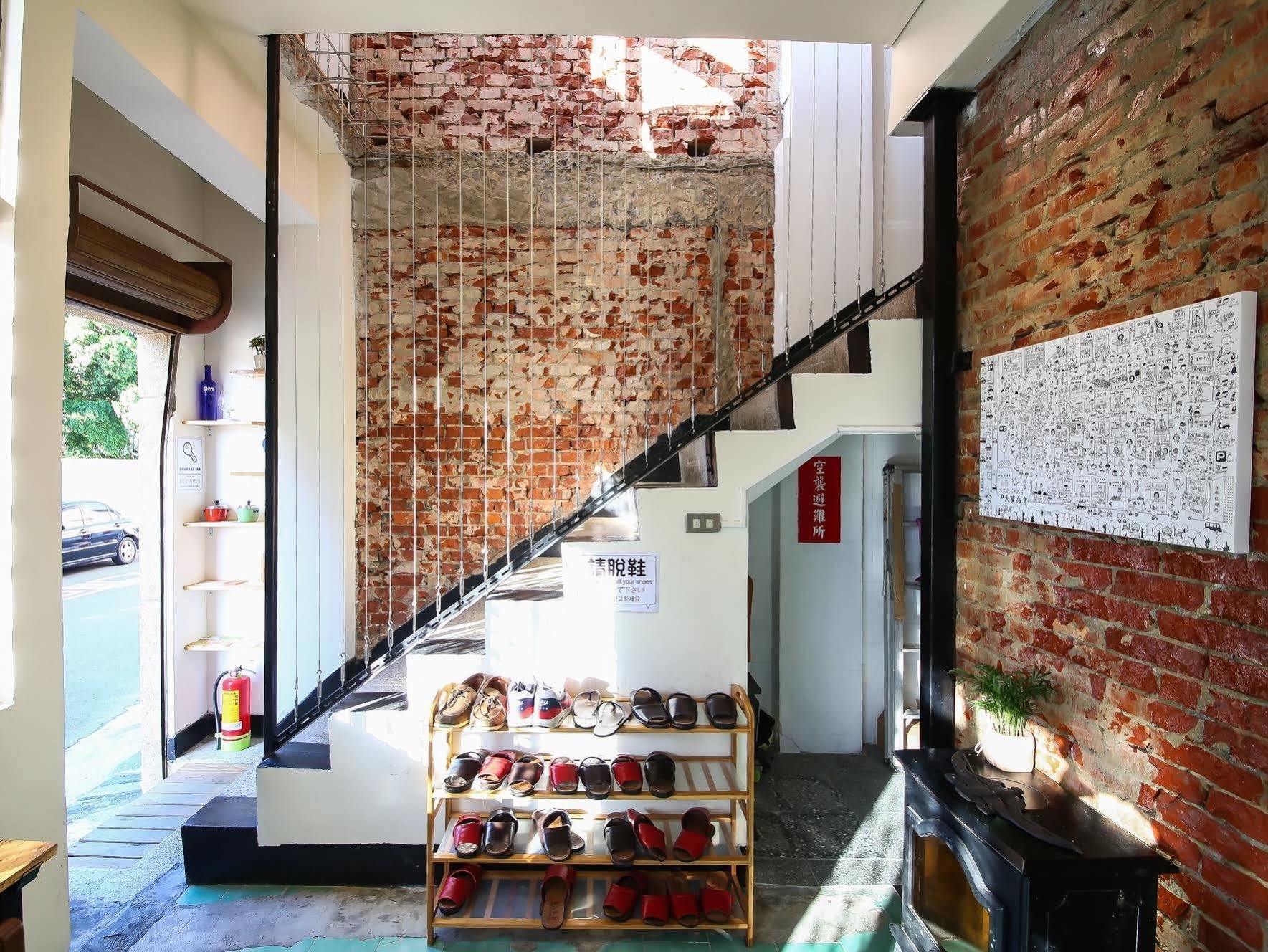 Meng Zi Bu _Dream Corner Hostel Tainan Buitenkant foto